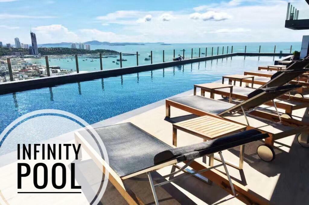 The Base Highfl Seaview Apartment Патая Екстериор снимка